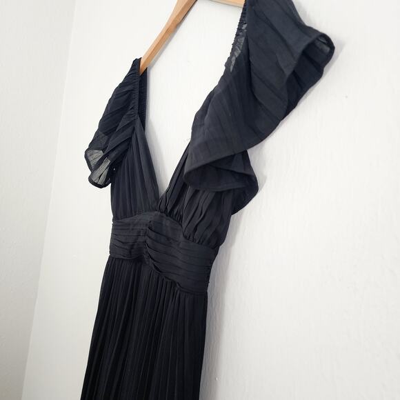 NEW Lulus Ideal Occasion Black Pleated Flutter Sleeve Backless Maxi Dress - Picture 8 of 13